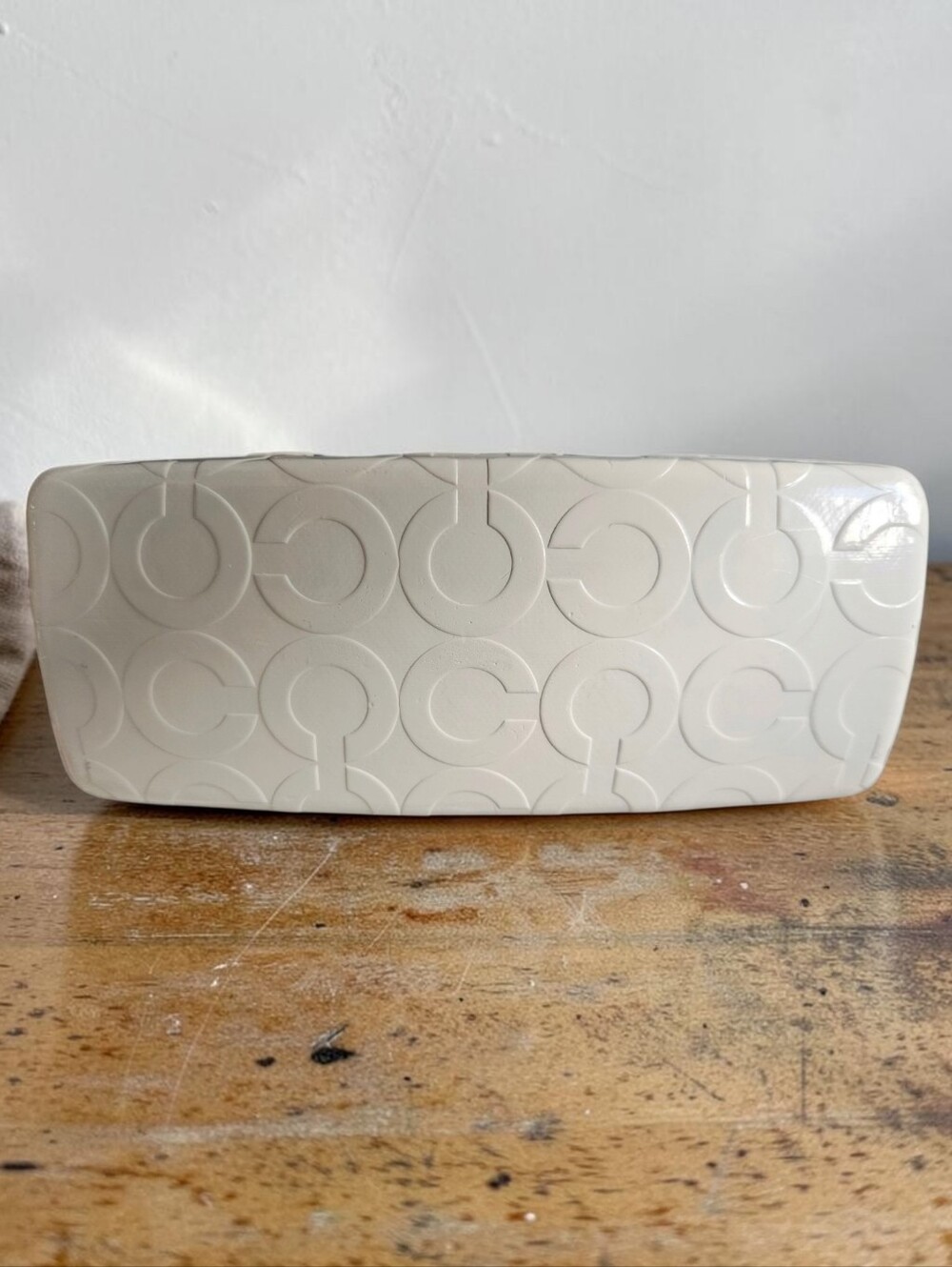 Coach Cream Signature C Hard Clamshell Eyeglass Case EST 1941